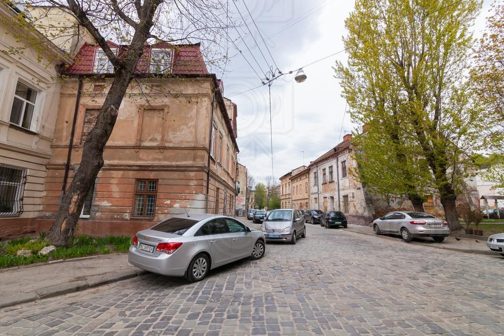 Apartments Leopolli Near Opera House Львов Экстерьер фото
